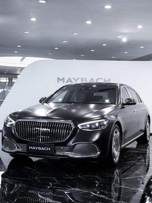 佛山顺德区联景硕企业管理咨询岚图汽车的售后服务让用户无忧出行，迈巴赫未来的豪华车趋势